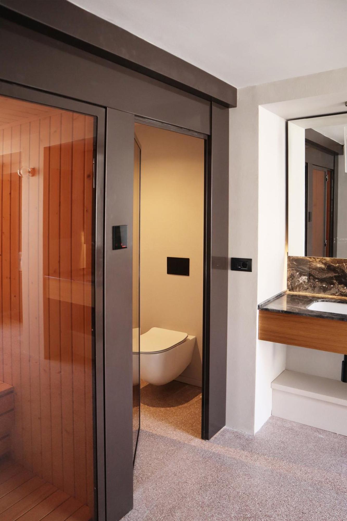 Roiss Haus Aparthotel
